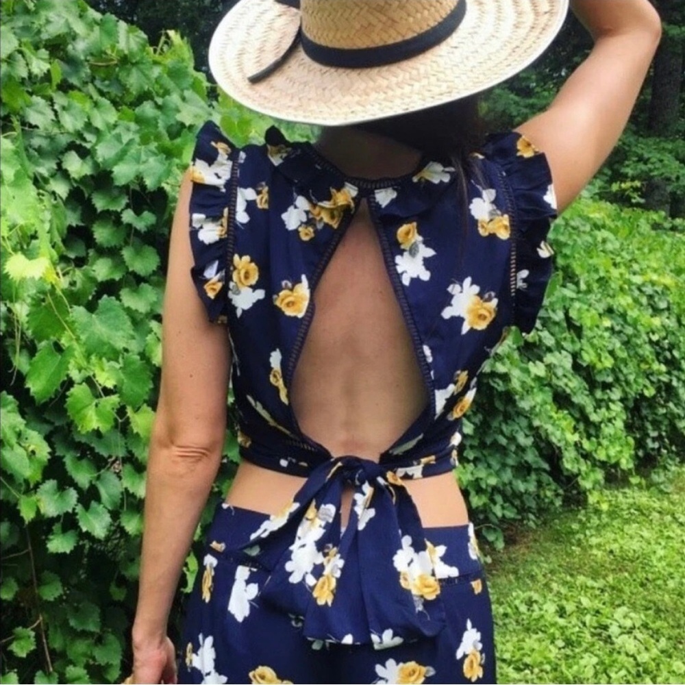 J.O.A. Navy Floral Ruffle Crop Top back off